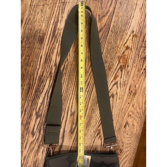 Ah-Dorned Women's Neoprene Crossbody Bag Camo + RARE Gold and Silver Stripe EXC! - Picture 9 of 12